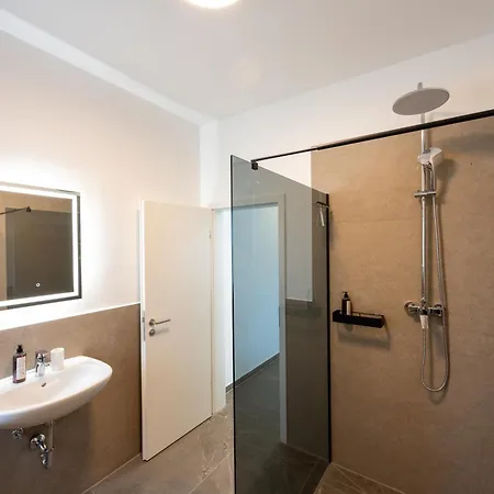 Lux Apts Deluxe Apartment-zentral-messe-kueche Apartment *